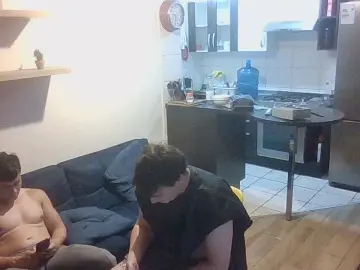 Cam4 Adult Video Chat of elfrutass