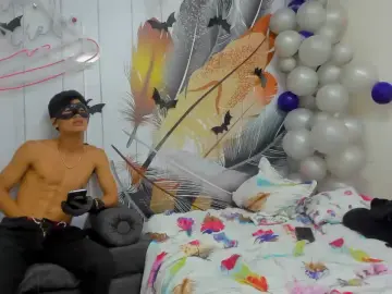 Cam4 Free Live Porn of Holdme_Hot