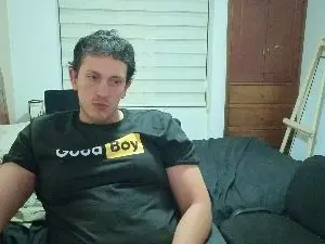 Cam4 Nude Webcam of Serguioguecha33