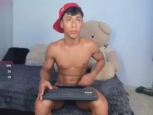 Cam4 Sex Chat of LittleParker