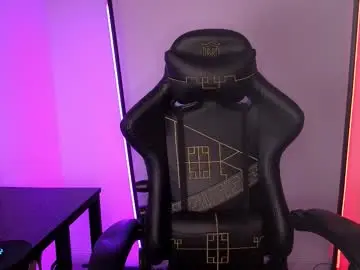 Chaturbate Watch Live Sex Cams of celylow