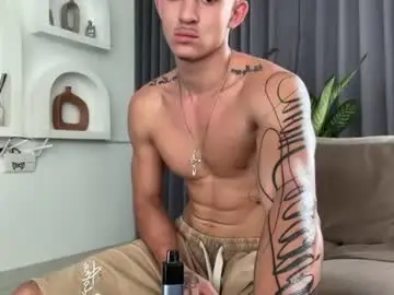 Chaturbate Live Sex Cam of sexninjaboy_