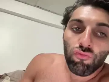 Chaturbate Adult Webcam of fitcurvyman4fun_69