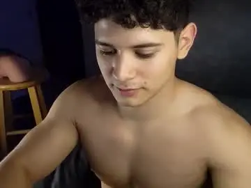 Chaturbate Adult Video Chat of lilhotnando