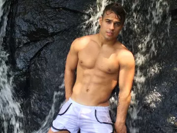 Imlive Nude Webcam of SandroFun