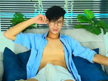 Livejasmin Watch Live Sex Cams of ThiagoSaenns