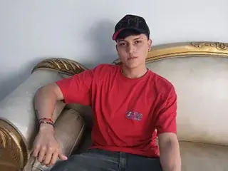 Streamate Private Sex Chat of LiamRamirez