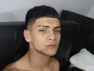 Streamate Live Sex Cam of AlphaRider