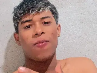 Streamate Free Porn Cam of TonnyMarck