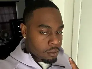 Streamate Live Sex Cam of Topfloorstrokes