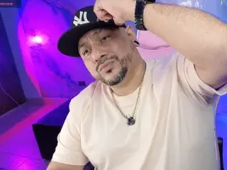 Streamate Live Sex Cam of Bigass_Bear