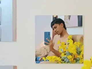 Streamate Nude Webcam of markbowie18