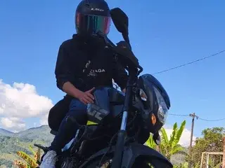 Streamate Watch Live Sex Cams of DEIBYY